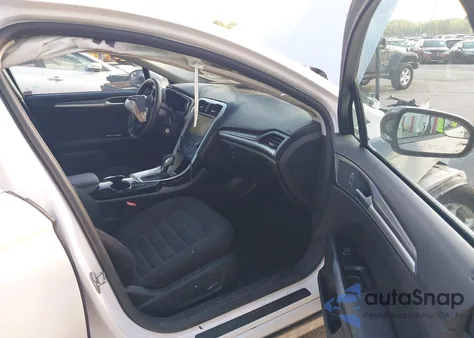 2016 Ford Fusion Se из США, поврежденный, VIN 3FA6P0H71GR386905